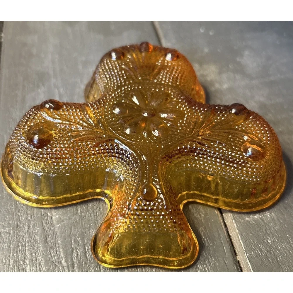 Indiana Glass Tiara Exclusive Amber Trinket Ring Dish Clover Club Shape VINTAGE‎